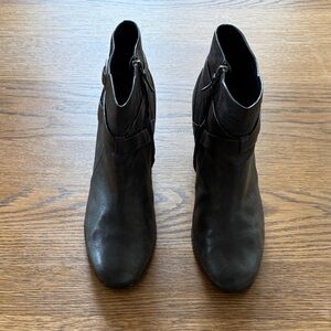 Cole Haan Elegant Black Ankle Boots